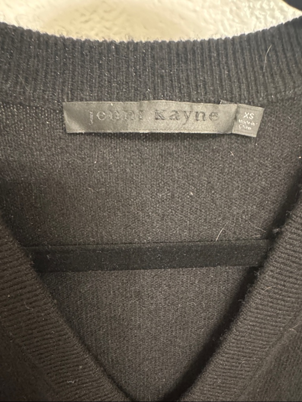 Jenni Kayne Flynn v neck black 100% cashmere sweater size XS - Picture 5 of 9